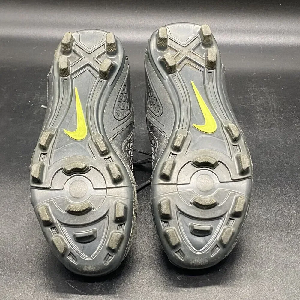 Nike CTR 360 2011 Rare 429538-070 Youth Size 2.5Y Soccer Cleats Shoes GUC